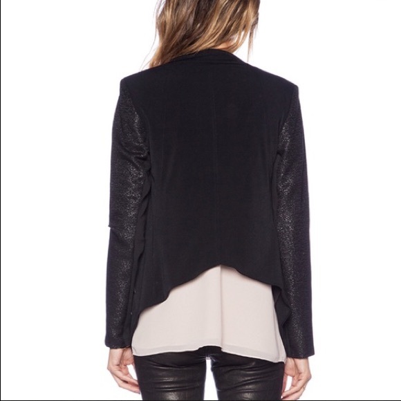 BCBGeneration drape front black jacket size XXS - Picture 2 of 4